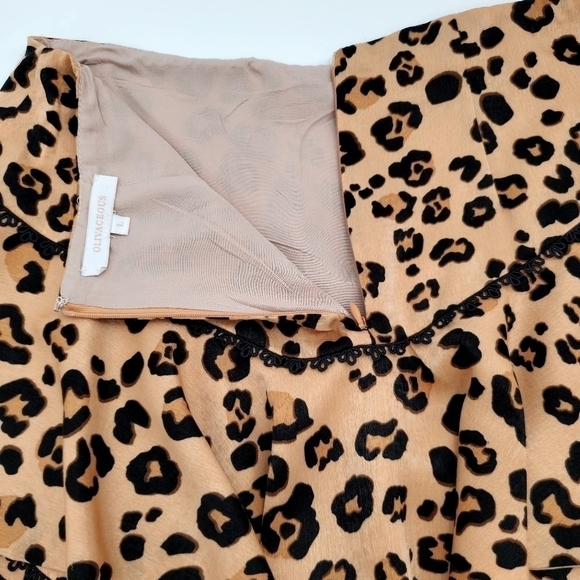 Olivaceous Leopard Print Crotchet Detail Mini Tiered Skirt - Picture 4 of 8